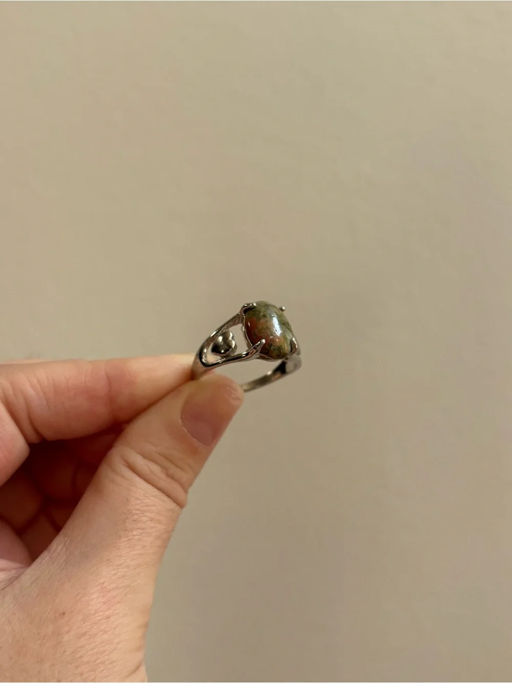 Silver Tone Ornate Heart Shaped Prong Statement Ring with Oval Stone